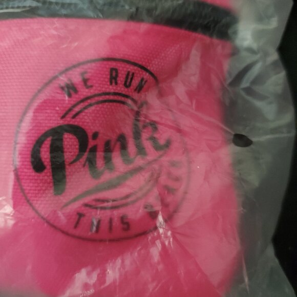 PINK by Victoria's Secret Belt Bag Fanny Pack NWT - Picture 4 of 6